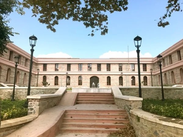 Bezmialem Vakif University Fotoğraf 4
