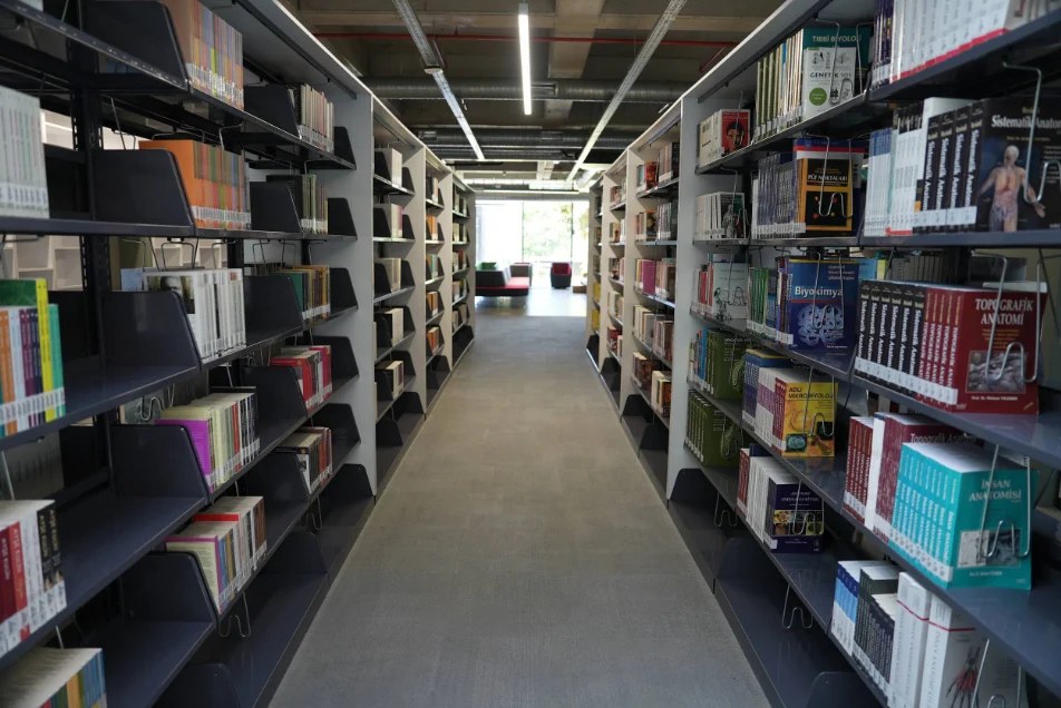 İstanbul Sağlık ve Teknoloji Üniversitesi Fotoğraf 3