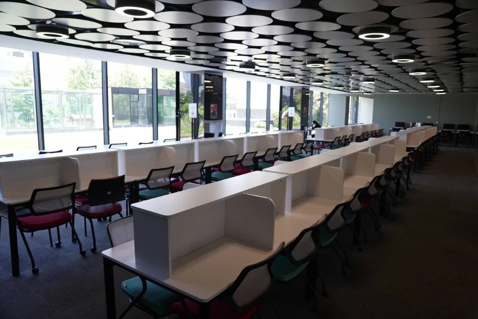 İstanbul Sağlık ve Teknoloji Üniversitesi Fotoğraf 4